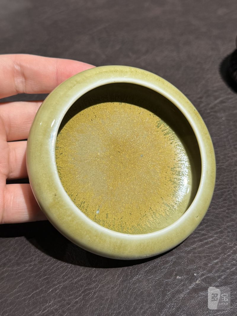 清乾隆 仿古玉釉镗锣洗（木座） - 图5